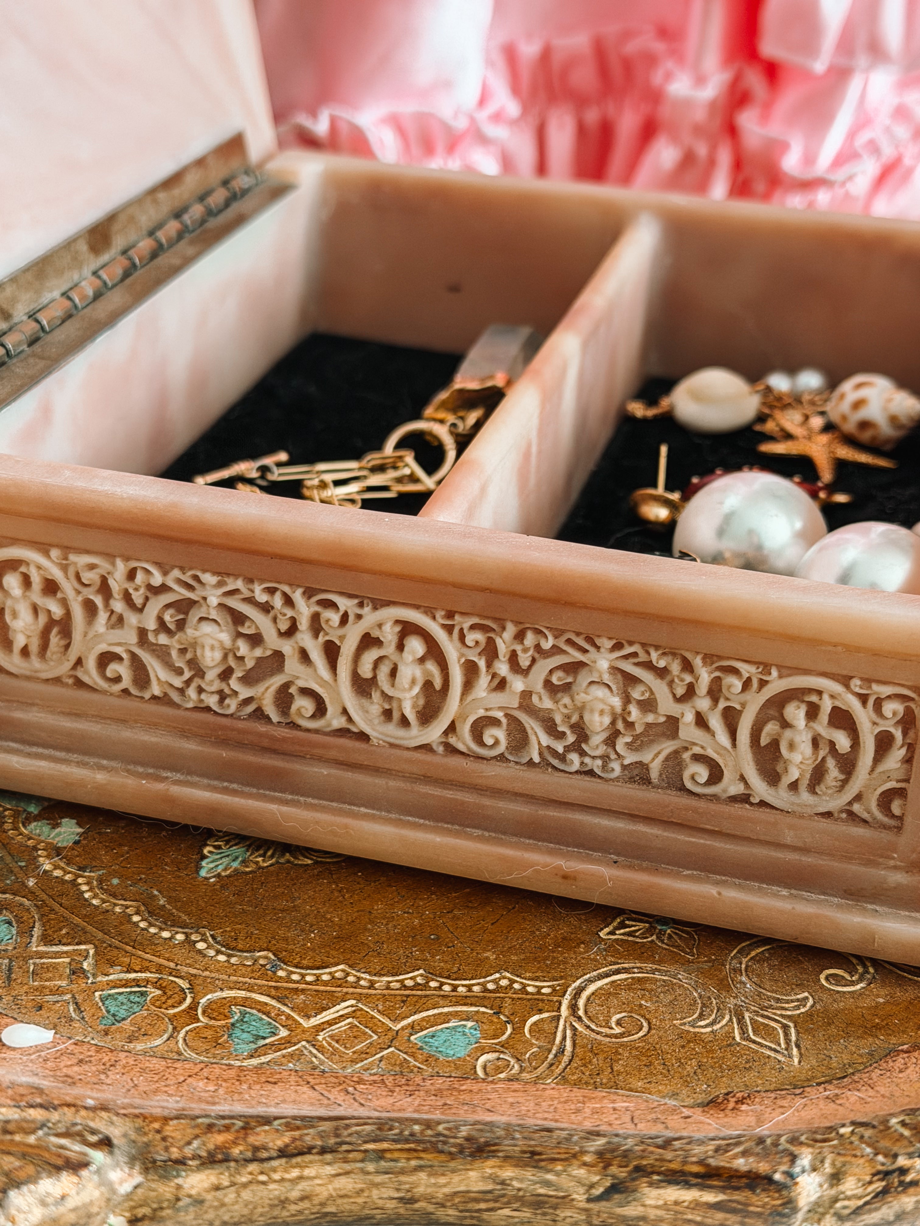 Vintage 1970s Incolay Stone Cherub Jewelry Box